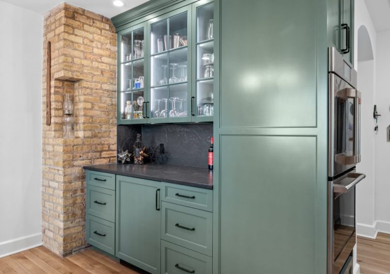 Kitchen Cabinets in Kenosha WI Kitchen Cabinets in Kenosha, custom kitchen cabinetry, solid wood cabinets